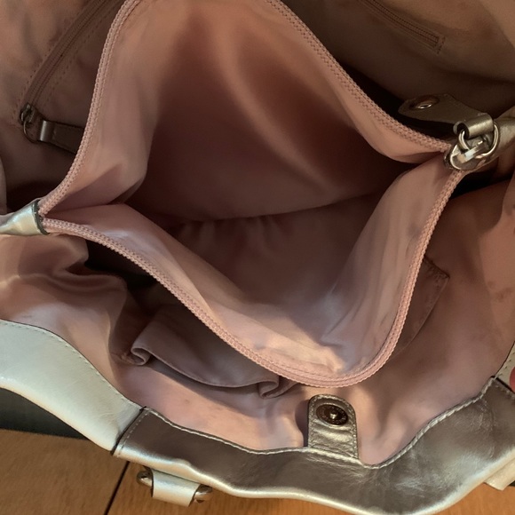 Coach Handbag - Picture 6 of 7